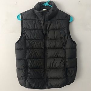 Forever 21 Lightweight Puffer Vest